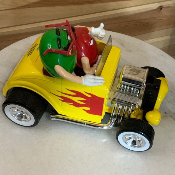 M&M candy dispenser Rebel without a clue Car automobile EUC0 - Picture 3 of 12